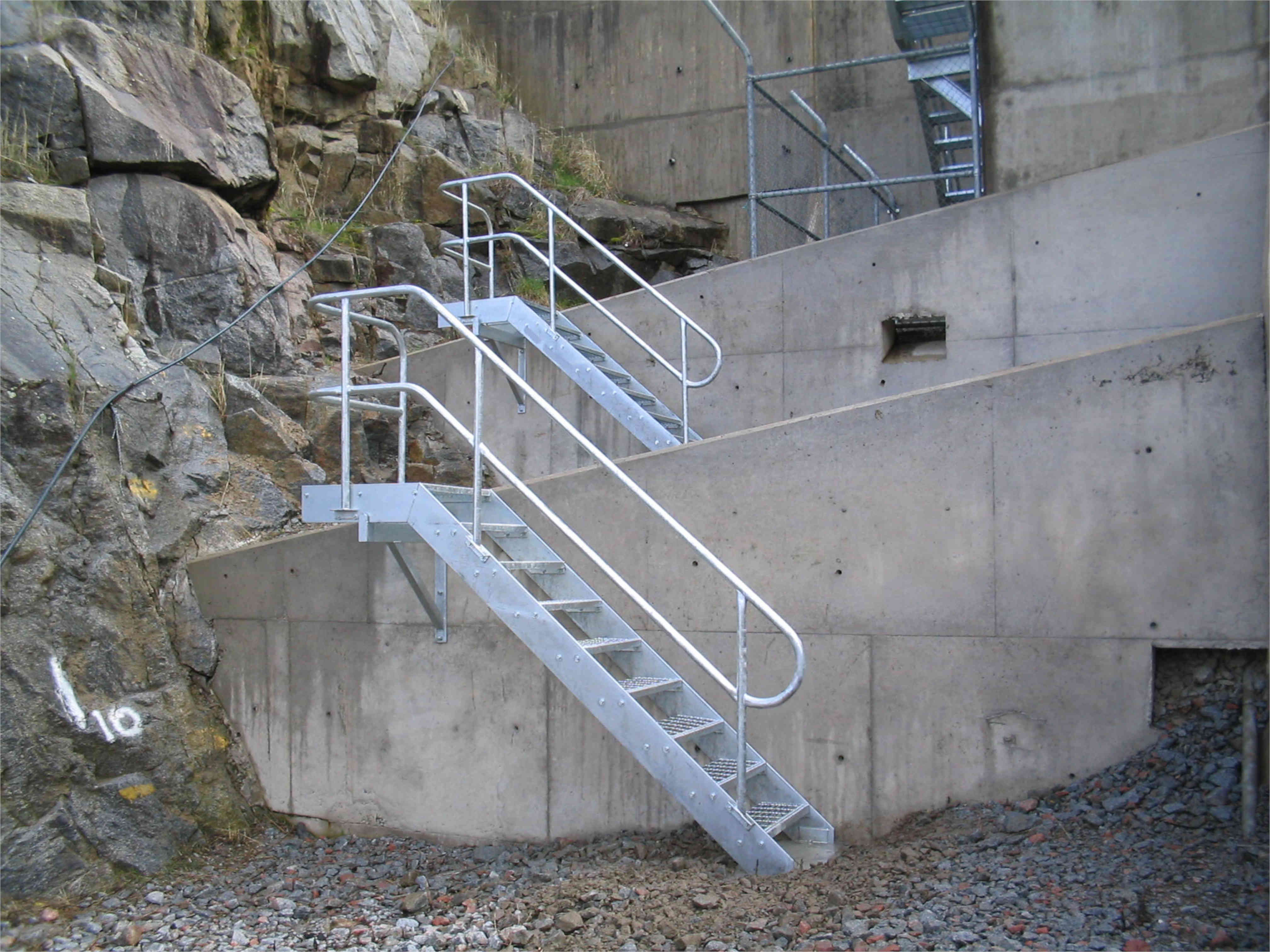 Snowy Hydro Stairs 2006 002